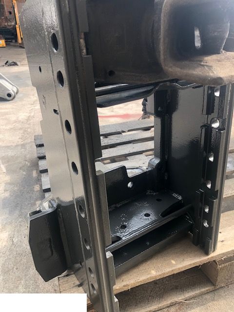 Claas Ares - Zaczep Konsola Prowadnice