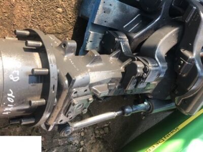 Claas Axion 830 840 850 Oś przednia Resor Zwolnica Zwrotnia Wkład Mostu Półoś Resor