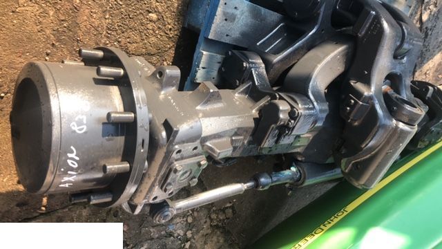 Claas Axion 830 840 850 Oś przednia Resor Zwolnica Zwrotnia Wkład Mostu Półoś Resor