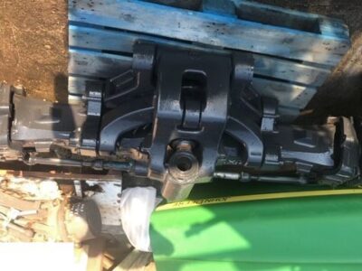 Claas Axion 830 840 850 Oś przednia Resor Zwolnica Zwrotnia Wkład Mostu Półoś Resor