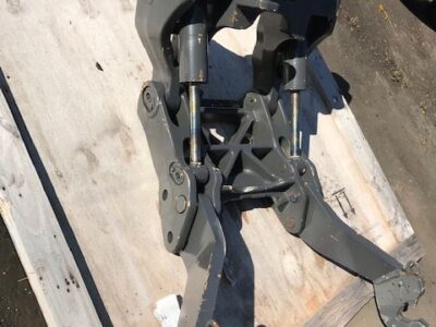 Claas Axion - Przedni Podnośnik TUZ