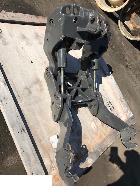 Claas Axion - Przedni Podnośnik TUZ