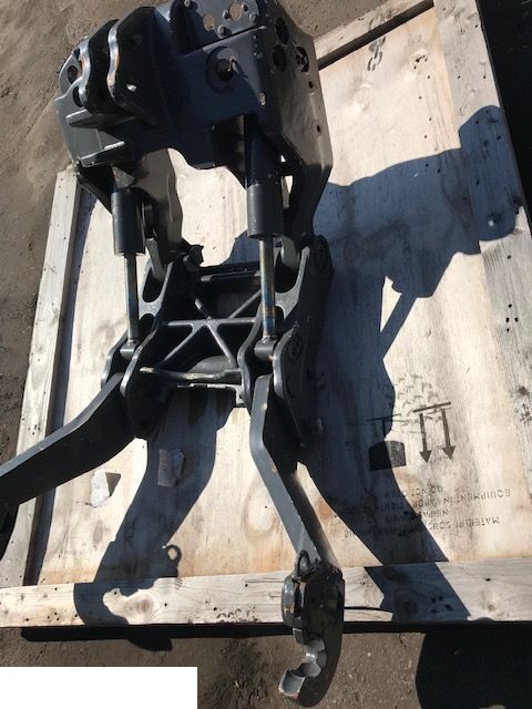 Claas Axion - Przedni Podnośnik TUZ