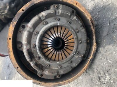 Claas Dominator - Docisk Sprzęgła