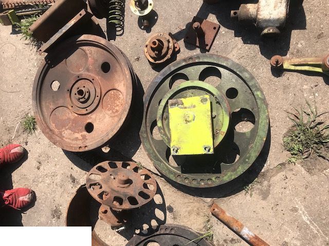 Claas Dominator - Klocki Pasowe [CZĘŚCI]