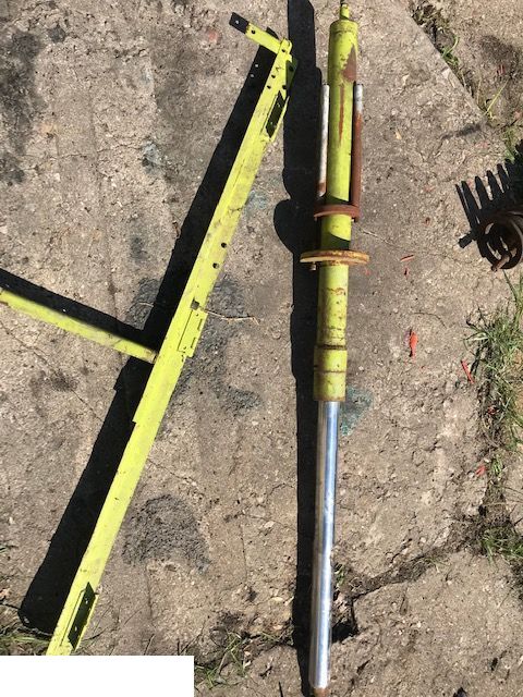 Claas Dominator - Siłownik [CZĘŚCI]