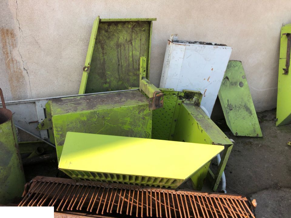 Claas Mega Dominator 98 - OSŁONY ~ BLACHY - Część Oryginalna