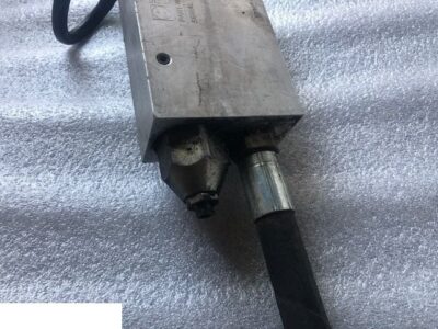 Claas Ranger - Zamek Siłownika Wychyłu Łyźki