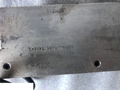 Claas Ranger - Zamek Siłownika Wychyłu Łyźki