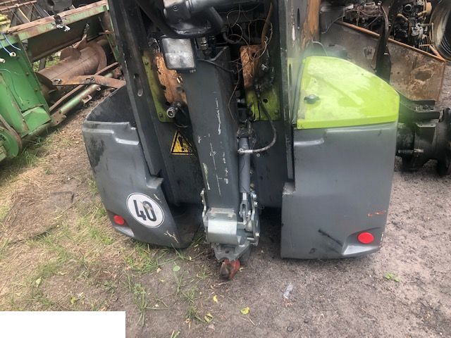 Claas Scorpion 7050 - Zaczep Hitch Ciężarki