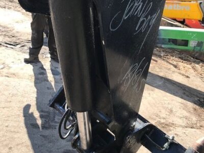 Deutz Fahr Agrovector - Siłownik Poziomowania Wychył Łyżki Ramię Maszt Teleskop