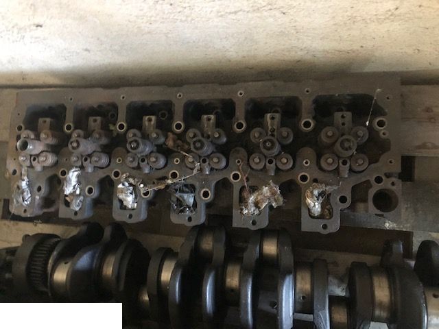 Deutz TCD 6.1l L6 - Głowica