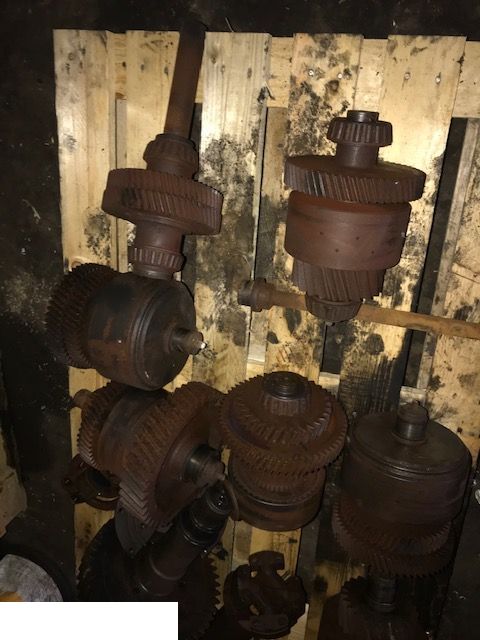 Doosan DL - Skrzynia ZF [Części]