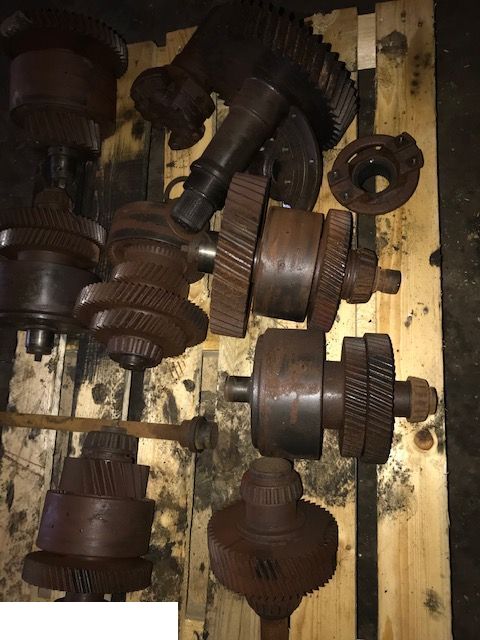 Doosan DL - Skrzynia ZF [Części]