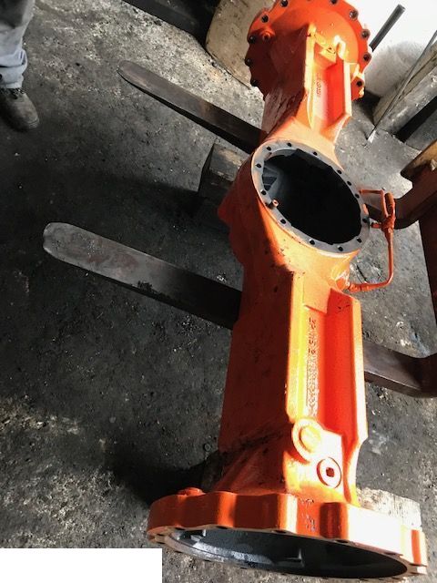 DOOSAN DL - ZF 4474451036 - Pochwa Mostu