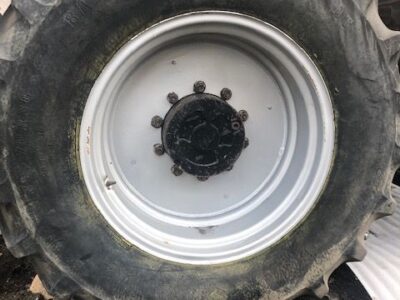 Fastrack 135-65 koła 48/70 r30