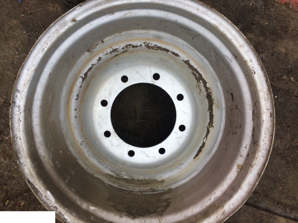 Felga Manitou Merlo 15x24