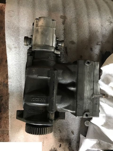 FENDT 933 939 - Kompresor Spręźarka