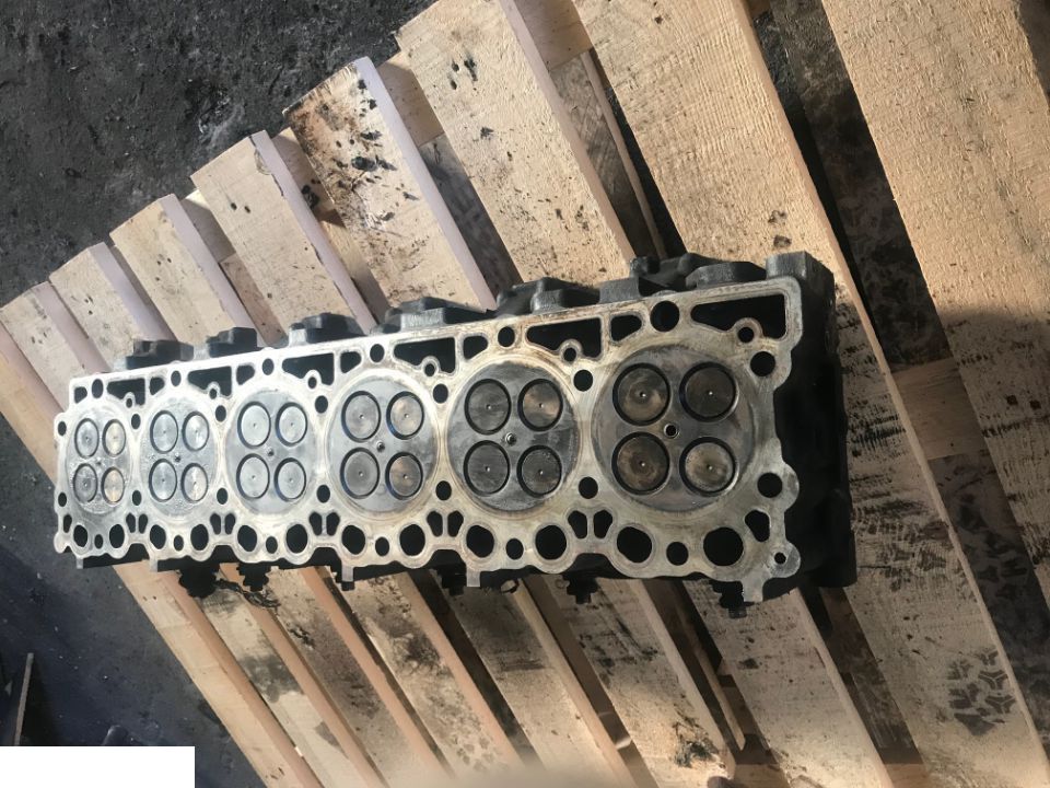 Fendt 936 2014 rok silnik Deutz TTCD 7.8 L6 Głowica