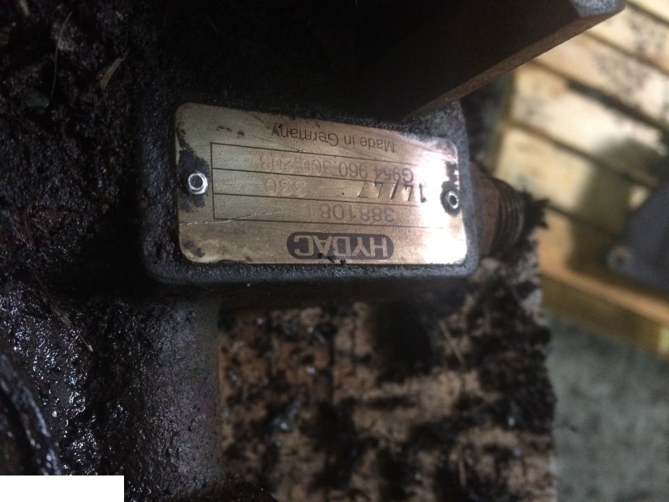 Fendt 939 - Rozdzielacz Rexroth R917008302 [CZĘŚCI]