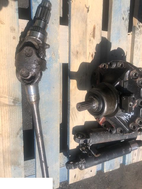 Hurlimann - Wkład Mostu Atak Zwolnica Zwrotnica Półoś Most Przedni Mechanizm Różnicowy