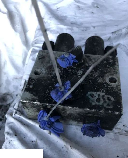 JCB 3CX - Rozdzielacz