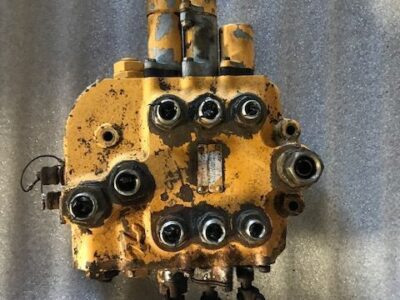 JCB 3cx 4cx - Rozdzielacz Przedni