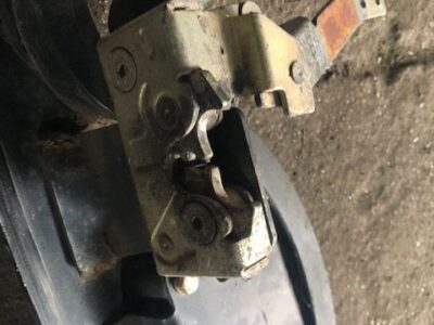 JCB 3cx - Zamek Drzwi