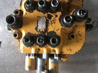 JCB 4cx Rozdzielacz - Przód