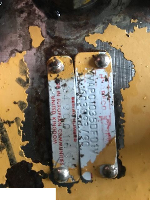 JCB 4cx Rozdzielacz - Przód