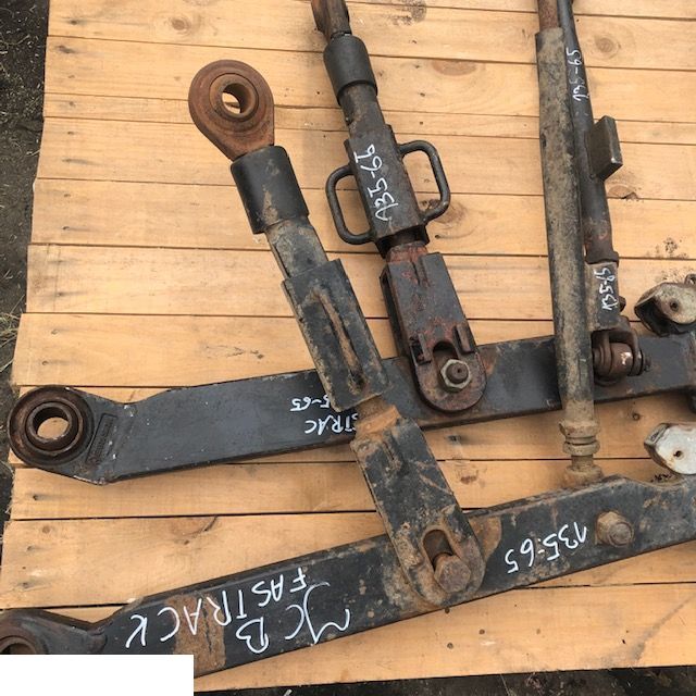 Jcb fastrack 155-65 - Wieszaki Ramiona Odciągi