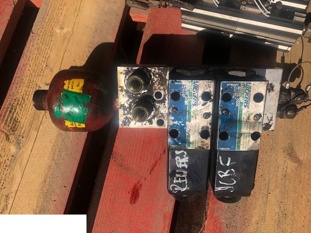 Jcb Fastrack - Rozdzielacz