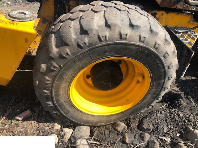 JCB - Koło ~ Opona 460/70 R24 - Felga 16x24