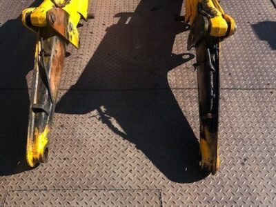 Jcb - Ramie Przednie