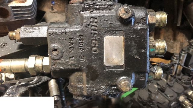 Jcb - Rozdzielacz HUSCO