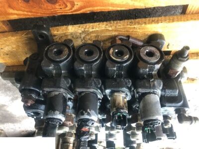 JCB TM 320 - Rozdzielacz Hydrauliczny