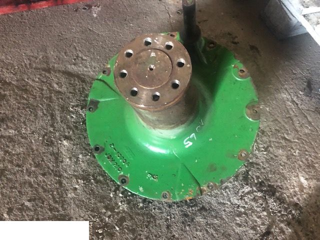 John Deere 1065 - Obudowa Z10904