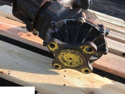 John Deere 2720 CZĘŚCI - Most Przedni Części