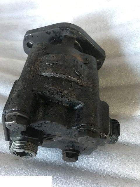 John Deere 3200 3400 - Pompa Hydrauliczna Pompa Oleju