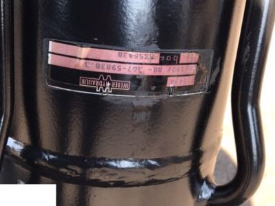 John Deere 3200 3215 3400 - Siłownik Poziomowania