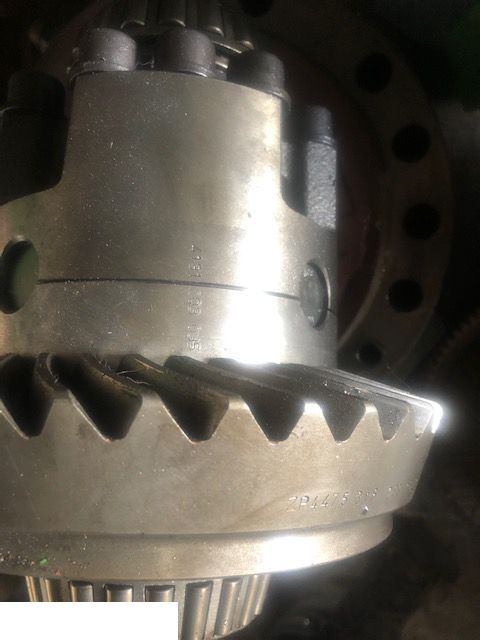 John Deere 3400 - Mechanizm Róźnicowy 4131203035