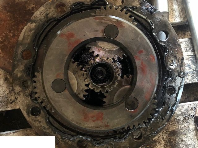 John Deere 4400 4500 - Zwolnica Zwrotnica