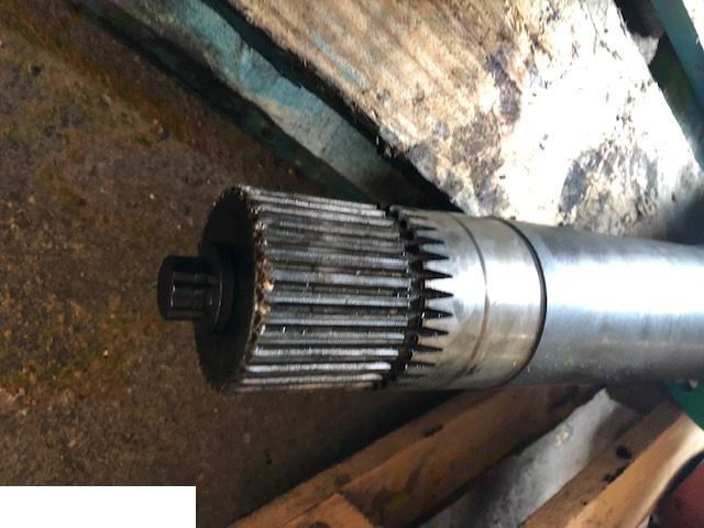 John Deere 6110 6210 6310 6410 6510 6610 - Półoś, Półoś tylna