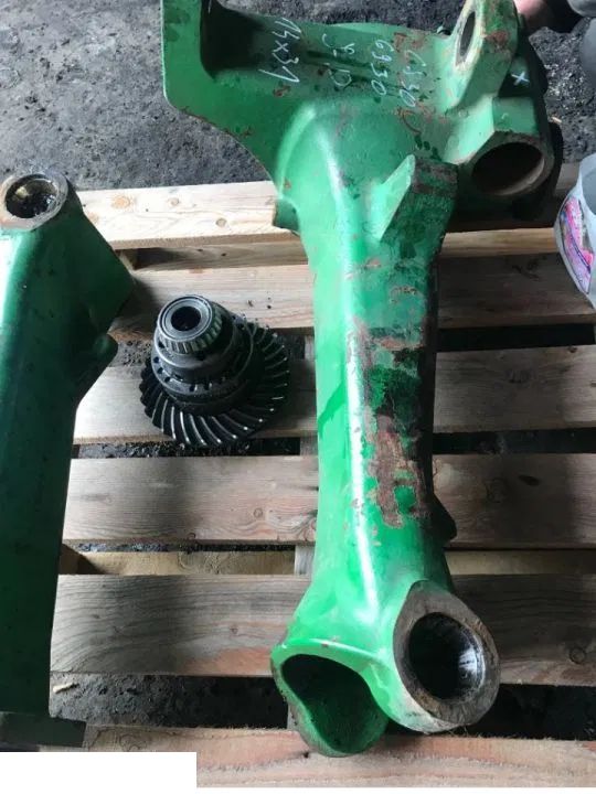 John Deere 6620 6820 6920 - Pochwa Mostu