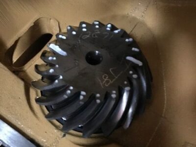 John Deere 7710 7800 7810 - Atak Talerz 19x44 Dyfer Most Przedni