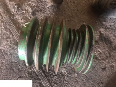 John Deere 965 975 1065 1075 - Koło Pasowe Główne Z11107