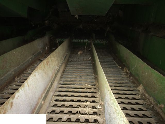 John Deere 965 - Rozdzielacz