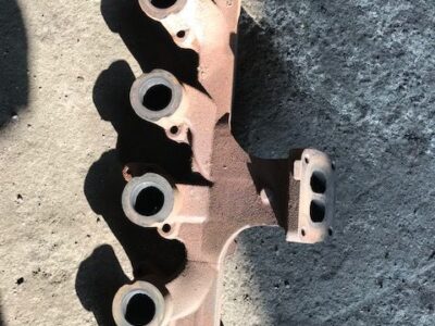 John Deere - Kolektor Wydechowy ~ [John Deere] - R535059