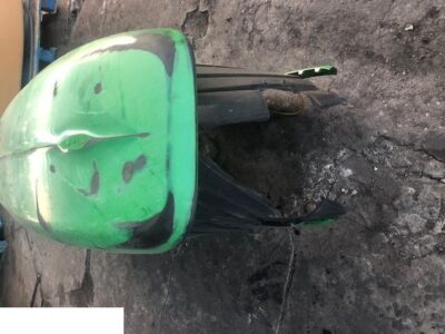 John Deere - Pokrywa Silnika