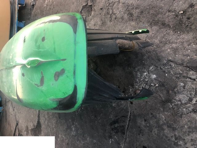 John Deere - Pokrywa Silnika